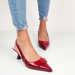 Lyn - Decollette Slingback Vernice