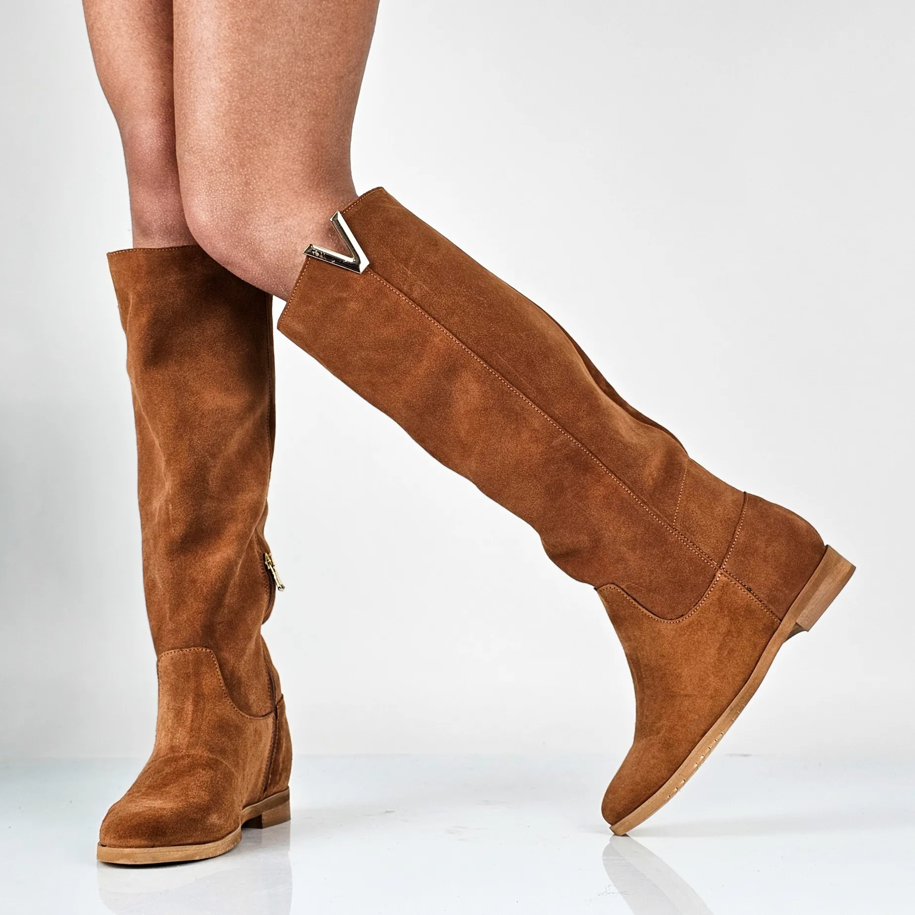 Natascia - Stivali Donna Con Zeppa Interna In Vero Camoscio Made In Italy