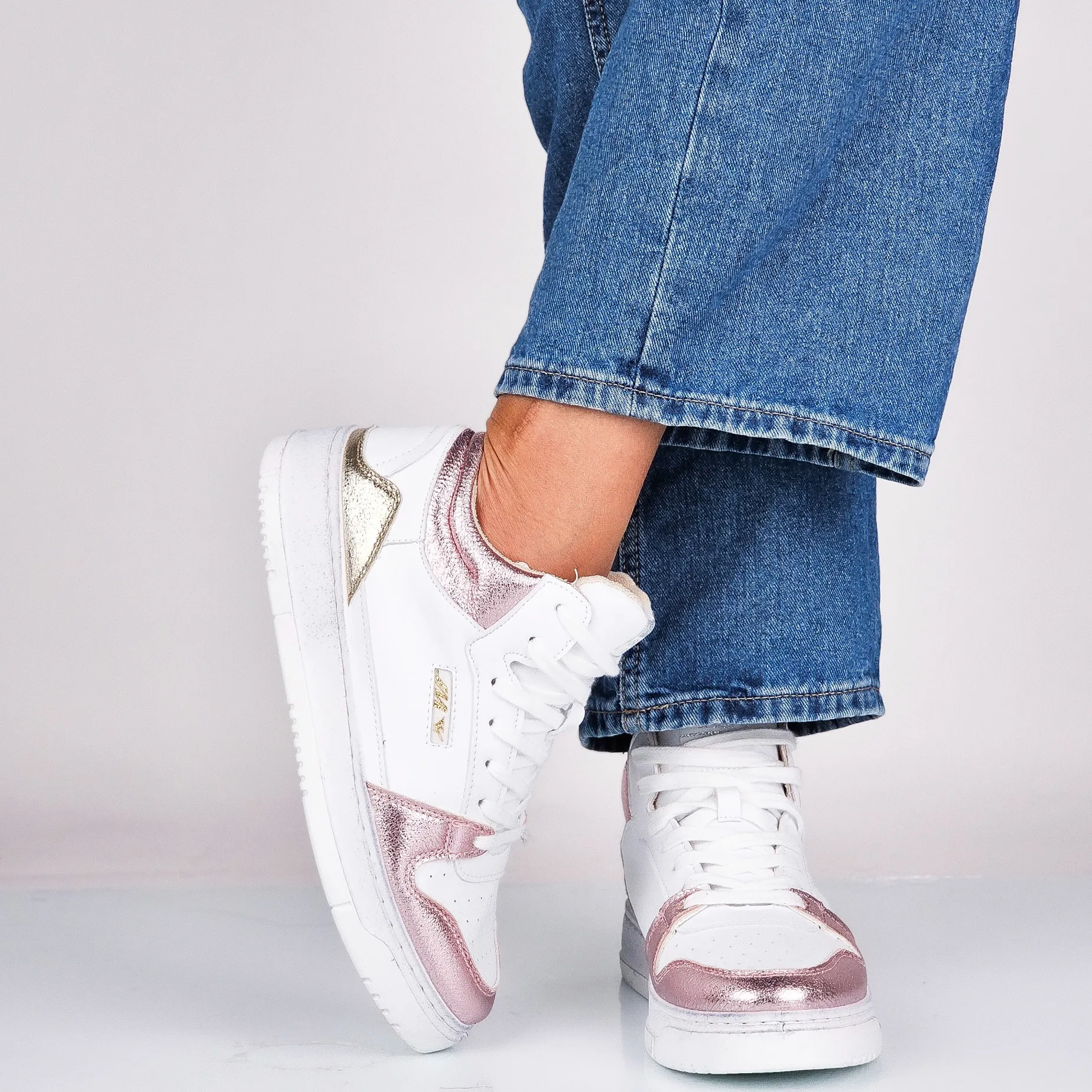 Sara - Sneakers Donna